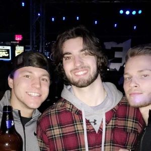 Meet your Posher, Travis